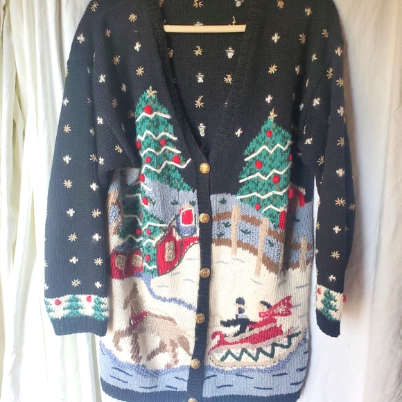 Valerie Stevens Sweaters - Valerie Steven's button from Christmas sweater large